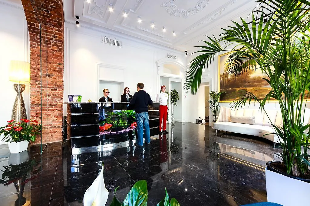 Golden Triangle Boutique Hotel Saint Petersburg